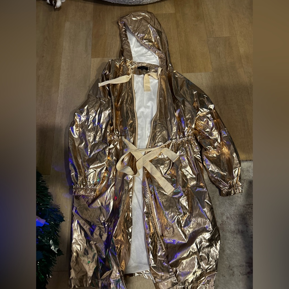 Beulah Shimmering Gold Jacket